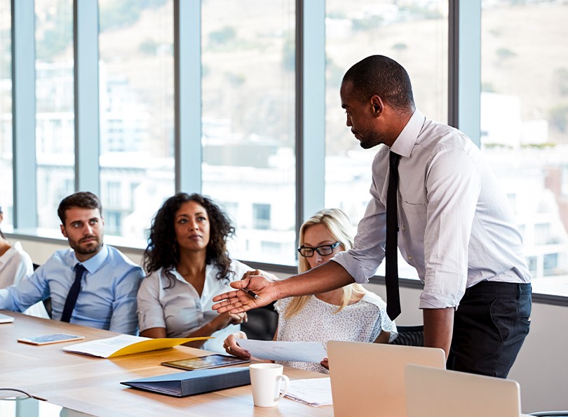 boss-boardroom-meetings